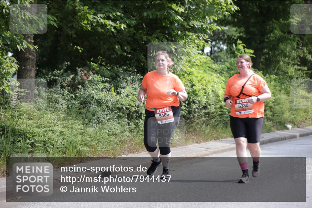 15.06.2025 - REWE Women's Run Jannik Wohlers http://msf.ph/oto/7944437 15.06.2025 10:17:15 Laufen 5466, 5330 meine-sportfotos.de