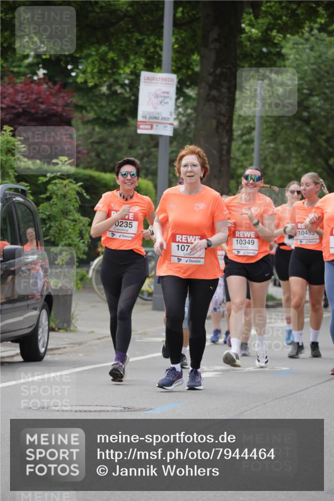 15.06.2025 - REWE Women's Run Jannik Wohlers http://msf.ph/oto/7944464 15.06.2025 08:29:27 Laufen 0235, 10455, 10349, 107 meine-sportfotos.de