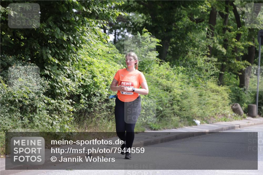 15.06.2025 - REWE Women's Run Jannik Wohlers http://msf.ph/oto/7944559 15.06.2025 10:17:51 Laufen  meine-sportfotos.de
