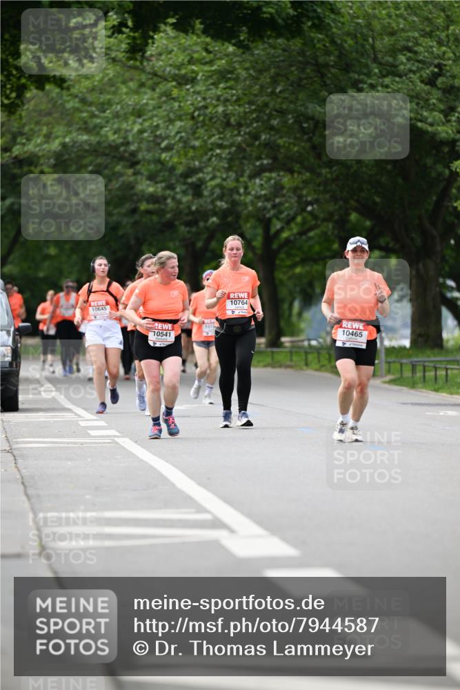 15.06.2025 - REWE Women's Run Dr. Thomas Lammeyer http://msf.ph/oto/7944587 15.06.2025 09:22:27 Laufen 10645, 101, 10541, 10764, 10465 meine-sportfotos.de