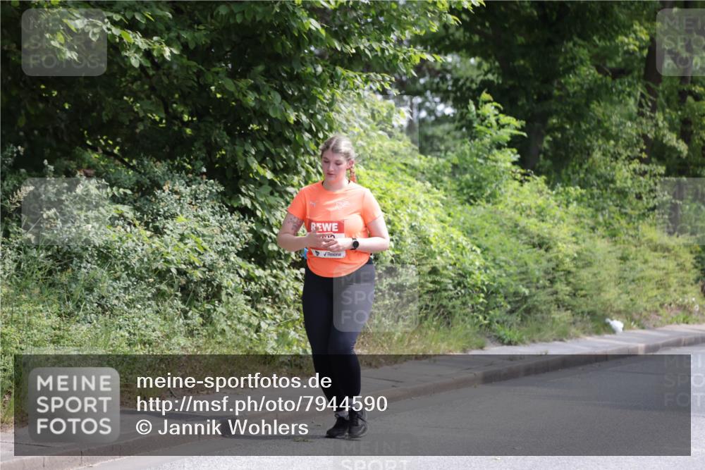 15.06.2025 - REWE Women's Run Jannik Wohlers http://msf.ph/oto/7944590 15.06.2025 10:17:52 Laufen  meine-sportfotos.de