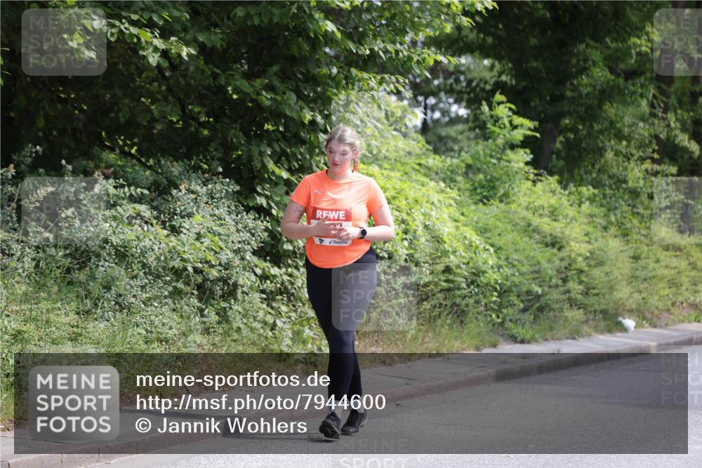 15.06.2025 - REWE Women's Run Jannik Wohlers http://msf.ph/oto/7944600 15.06.2025 10:17:52 Laufen  meine-sportfotos.de