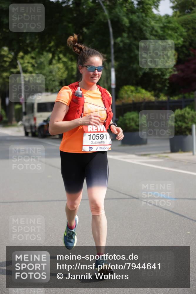 15.06.2025 - REWE Women's Run Jannik Wohlers http://msf.ph/oto/7944641 15.06.2025 08:47:46 Laufen 10591 meine-sportfotos.de