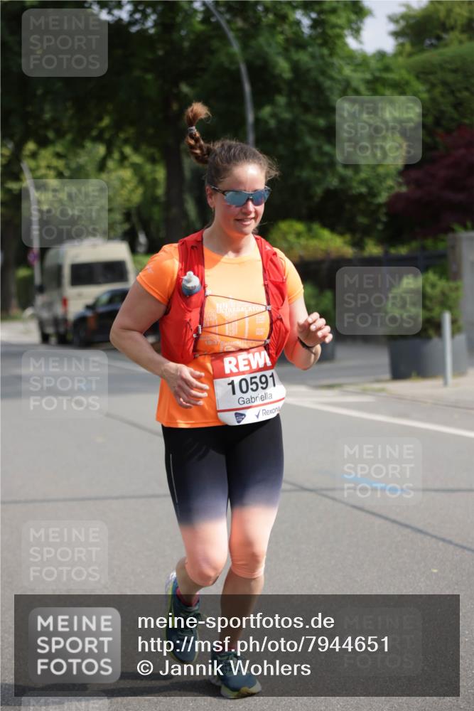 15.06.2025 - REWE Women's Run Jannik Wohlers http://msf.ph/oto/7944651 15.06.2025 08:47:46 Laufen 933, 18, 3, 10591 meine-sportfotos.de