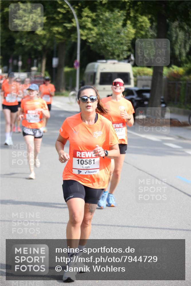15.06.2025 - REWE Women's Run Jannik Wohlers http://msf.ph/oto/7944729 15.06.2025 09:43:52 Laufen 10581, 667 meine-sportfotos.de