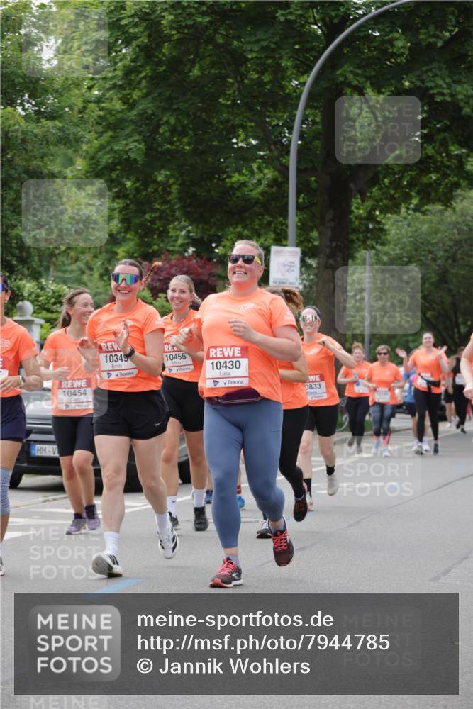 15.06.2025 - REWE Women's Run Jannik Wohlers http://msf.ph/oto/7944785 15.06.2025 08:29:31 Laufen 10454, 10349, 10455, 10430, 0833 meine-sportfotos.de