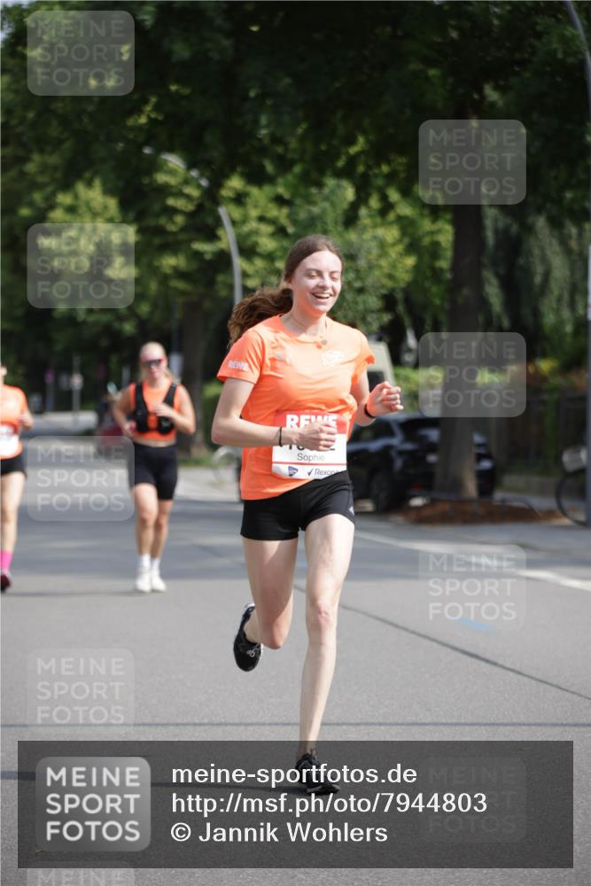 15.06.2025 - REWE Women's Run Jannik Wohlers http://msf.ph/oto/7944803 15.06.2025 08:47:53 Laufen  meine-sportfotos.de