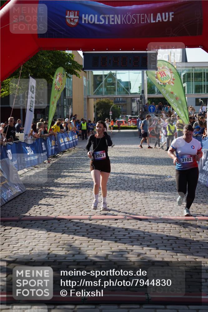 13.06.2025 - Holstenköstenlauf Felixshl http://msf.ph/oto/7944830 13.06.2025 18:10:29 Laufen 2921, 3102 meine-sportfotos.de
