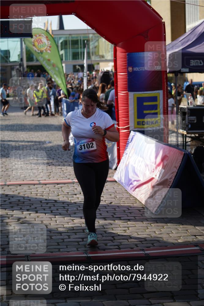 13.06.2025 - Holstenköstenlauf Felixshl http://msf.ph/oto/7944922 13.06.2025 18:10:30 Laufen 2921, 3102 meine-sportfotos.de