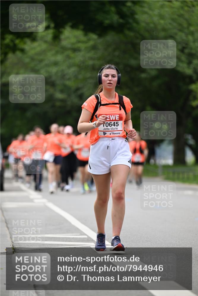 15.06.2025 - REWE Women's Run Dr. Thomas Lammeyer http://msf.ph/oto/7944946 15.06.2025 09:22:38 Laufen 10645 meine-sportfotos.de