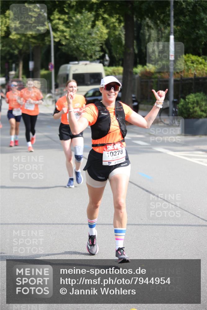 15.06.2025 - REWE Women's Run Jannik Wohlers http://msf.ph/oto/7944954 15.06.2025 09:44:03 Laufen 10278 meine-sportfotos.de