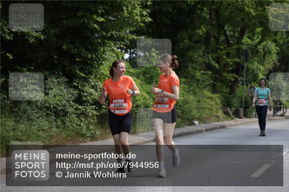 15.06.2025 - REWE Women's Run Jannik Wohlers http://msf.ph/oto/7944956 15.06.2025 10:18:20 Laufen 5180, 5152, 5463 meine-sportfotos.de