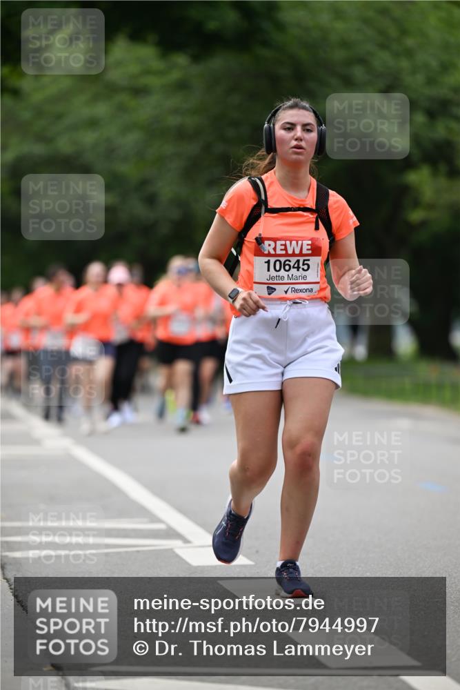 15.06.2025 - REWE Women's Run Dr. Thomas Lammeyer http://msf.ph/oto/7944997 15.06.2025 09:22:39 Laufen 10645 meine-sportfotos.de