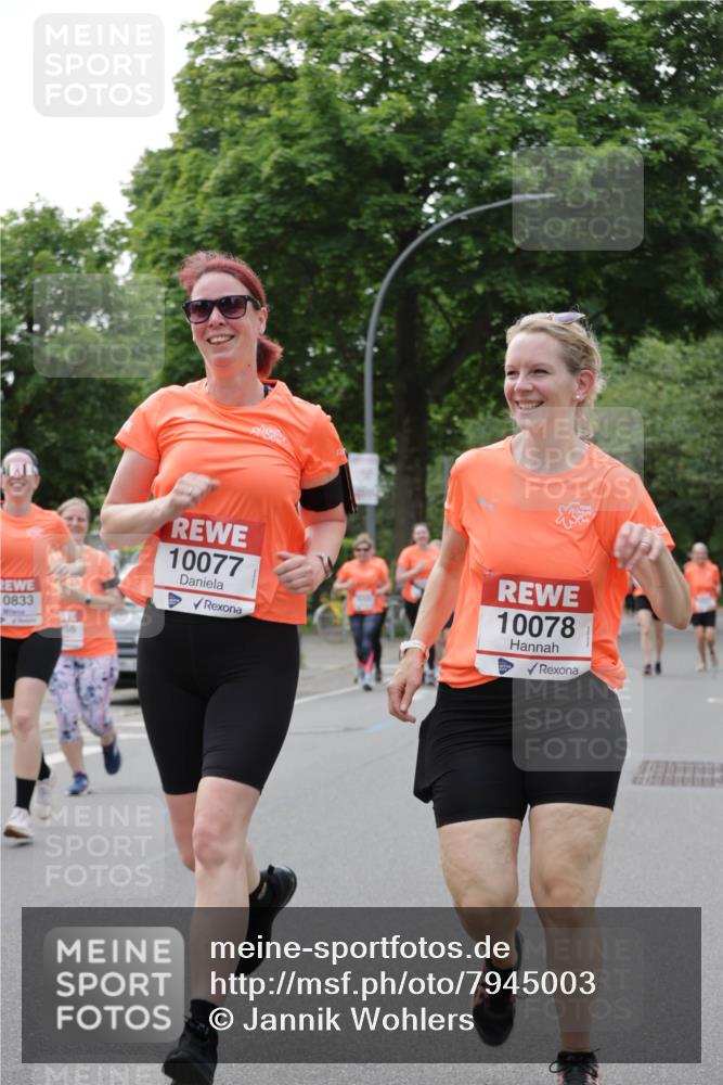 15.06.2025 - REWE Women's Run Jannik Wohlers http://msf.ph/oto/7945003 15.06.2025 08:29:34 Laufen 0833, 10077, 10078 meine-sportfotos.de