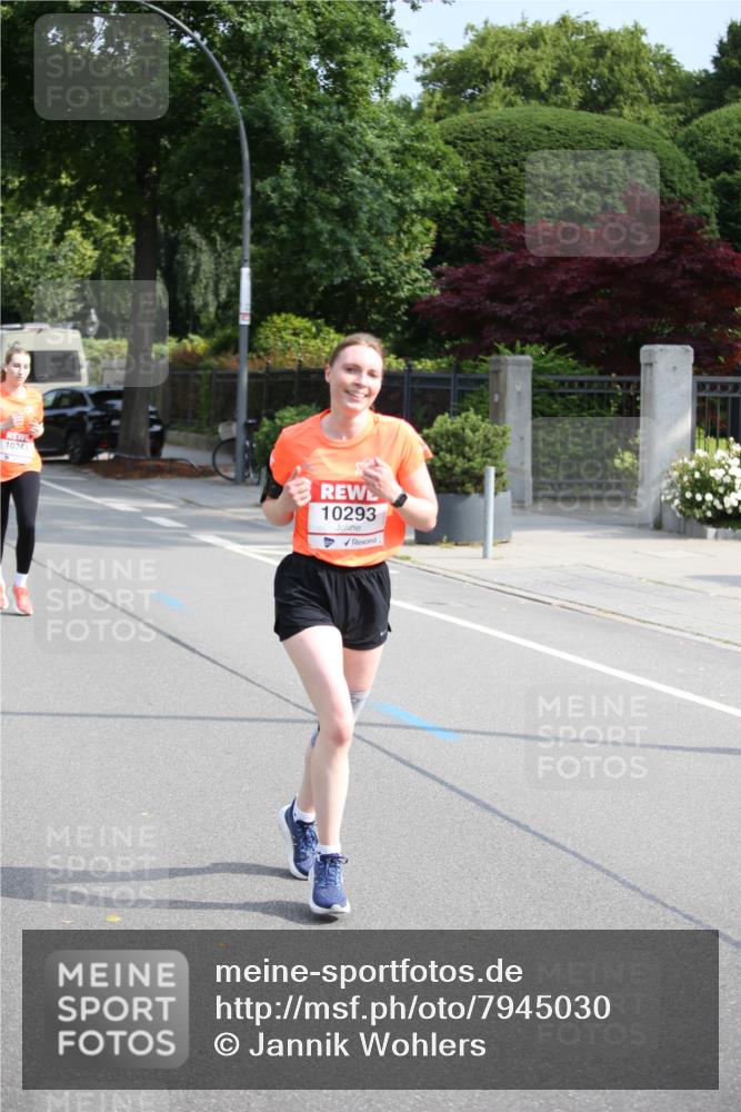 15.06.2025 - REWE Women's Run Jannik Wohlers http://msf.ph/oto/7945030 15.06.2025 09:44:05 Laufen 10343, 10293 meine-sportfotos.de