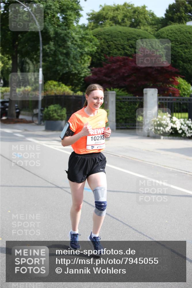 15.06.2025 - REWE Women's Run Jannik Wohlers http://msf.ph/oto/7945055 15.06.2025 09:44:06 Laufen 10293 meine-sportfotos.de