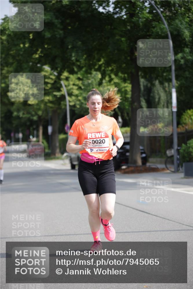 15.06.2025 - REWE Women's Run Jannik Wohlers http://msf.ph/oto/7945065 15.06.2025 08:48:01 Laufen 0020 meine-sportfotos.de