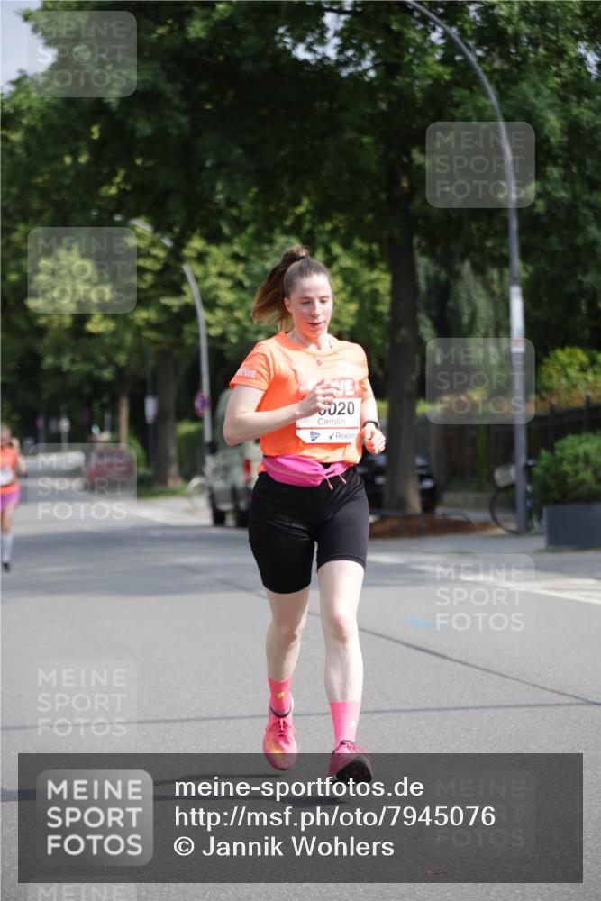15.06.2025 - REWE Women's Run Jannik Wohlers http://msf.ph/oto/7945076 15.06.2025 08:48:01 Laufen 020 meine-sportfotos.de