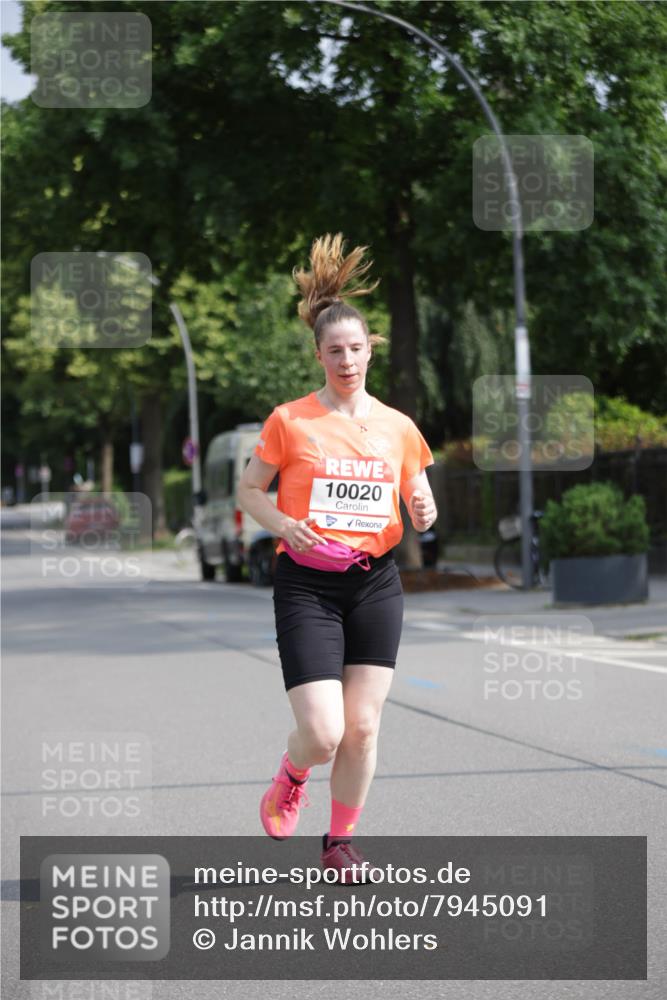 15.06.2025 - REWE Women's Run Jannik Wohlers http://msf.ph/oto/7945091 15.06.2025 08:48:02 Laufen 10020 meine-sportfotos.de