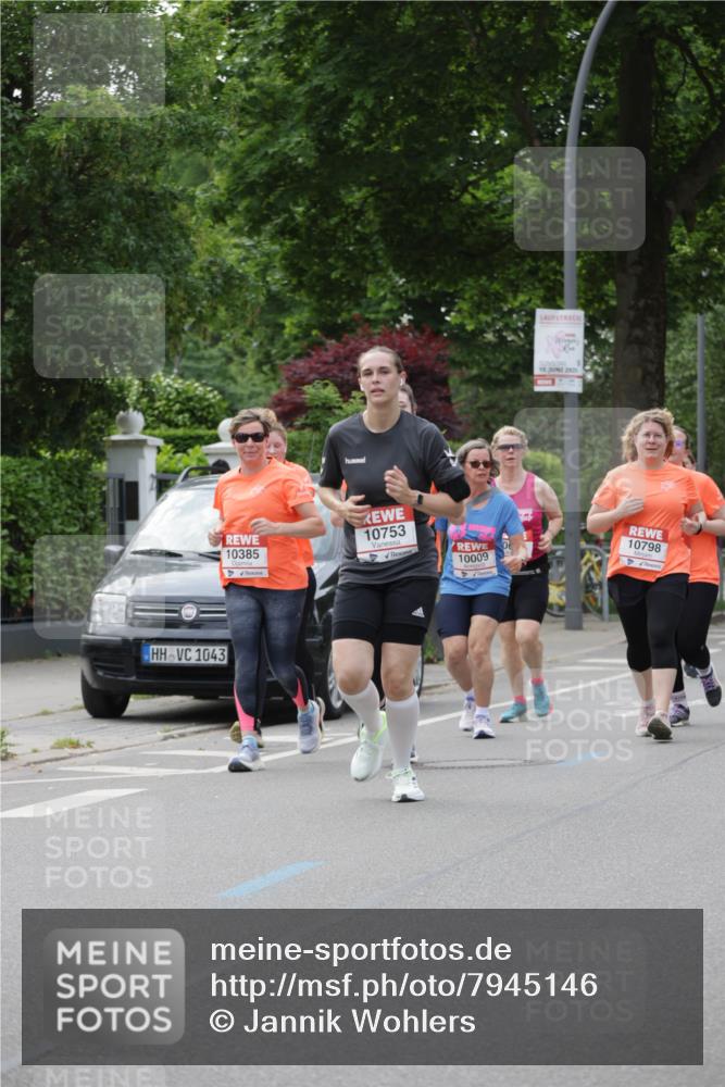 15.06.2025 - REWE Women's Run Jannik Wohlers http://msf.ph/oto/7945146 15.06.2025 08:29:37 Laufen 1043, 15, 10385, 10753, 10009, 10798 meine-sportfotos.de