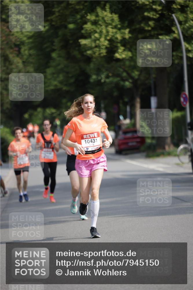 15.06.2025 - REWE Women's Run Jannik Wohlers http://msf.ph/oto/7945150 15.06.2025 08:48:05 Laufen 10431 meine-sportfotos.de