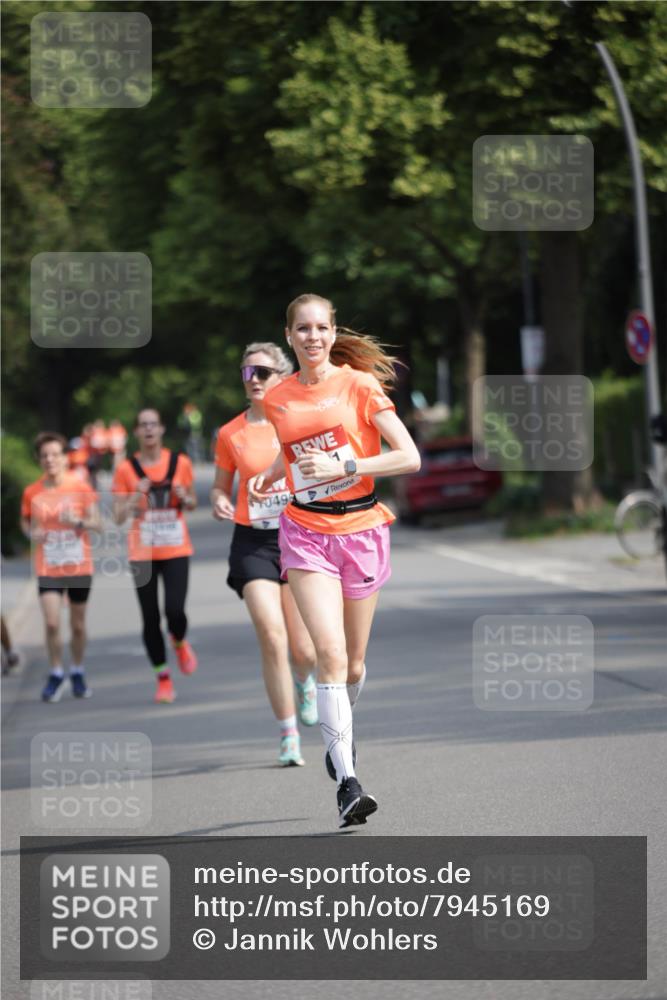 15.06.2025 - REWE Women's Run Jannik Wohlers http://msf.ph/oto/7945169 15.06.2025 08:48:05 Laufen 049 meine-sportfotos.de