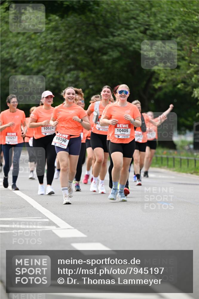 15.06.2025 - REWE Women's Run Dr. Thomas Lammeyer http://msf.ph/oto/7945197 15.06.2025 09:22:44 Laufen 10257, 10524, 10350, 10405 meine-sportfotos.de