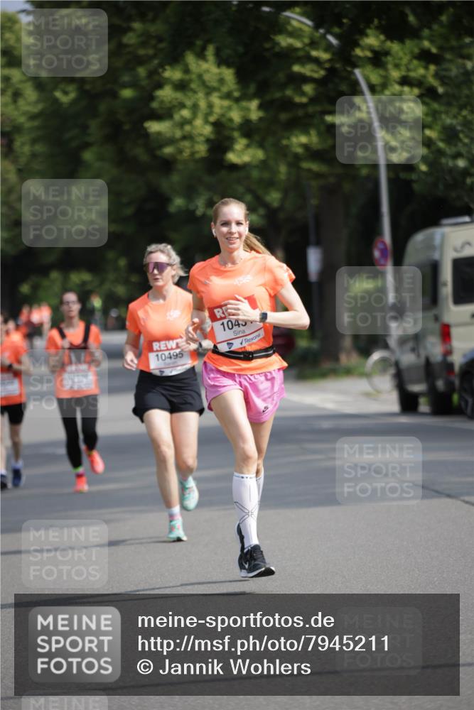 15.06.2025 - REWE Women's Run Jannik Wohlers http://msf.ph/oto/7945211 15.06.2025 08:48:06 Laufen 10495, 1045 meine-sportfotos.de