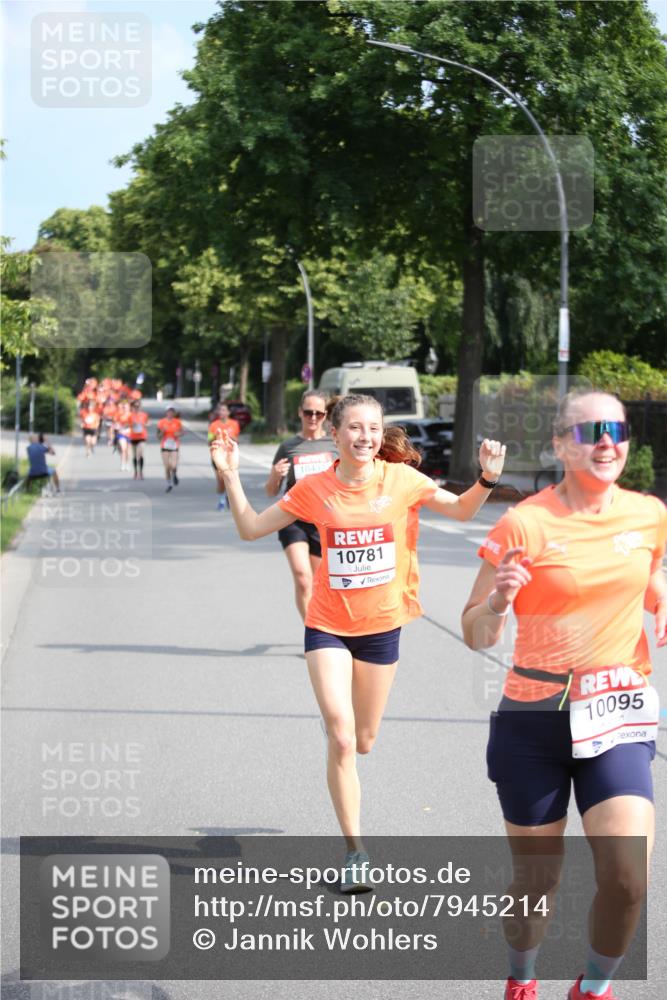 15.06.2025 - REWE Women's Run Jannik Wohlers http://msf.ph/oto/7945214 15.06.2025 09:44:09 Laufen 10438, 10781, 10095 meine-sportfotos.de