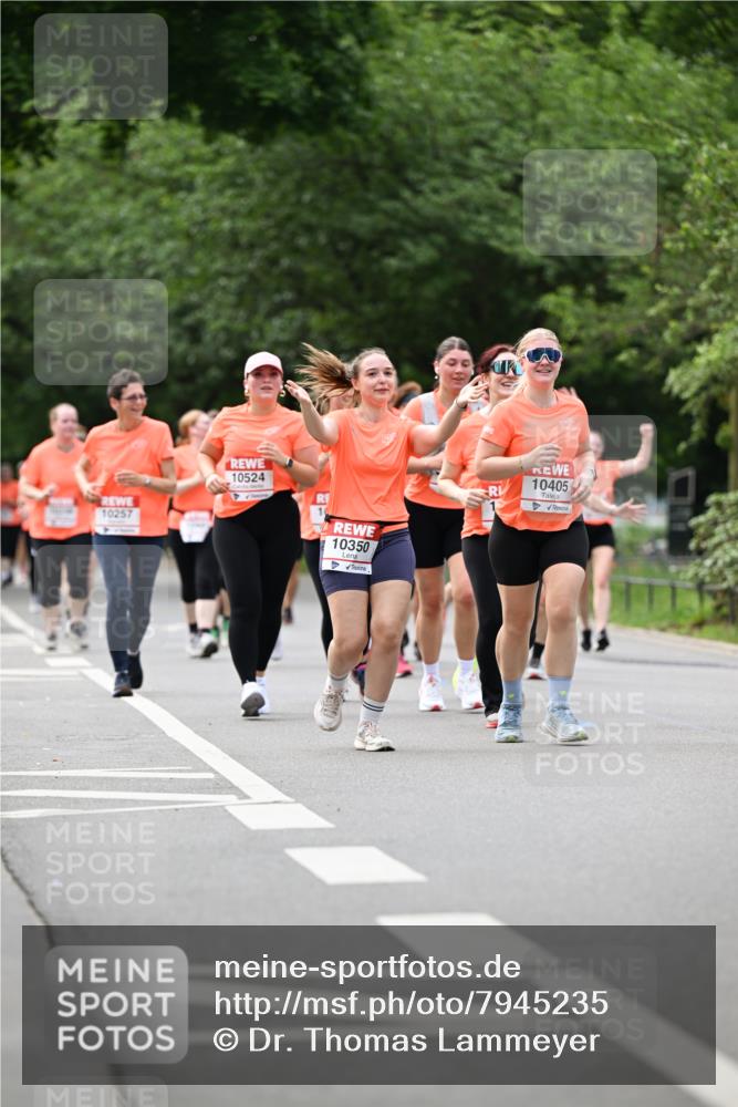 15.06.2025 - REWE Women's Run Dr. Thomas Lammeyer http://msf.ph/oto/7945235 15.06.2025 09:22:45 Laufen 10524, 10257, 10350, 10405, 4 meine-sportfotos.de