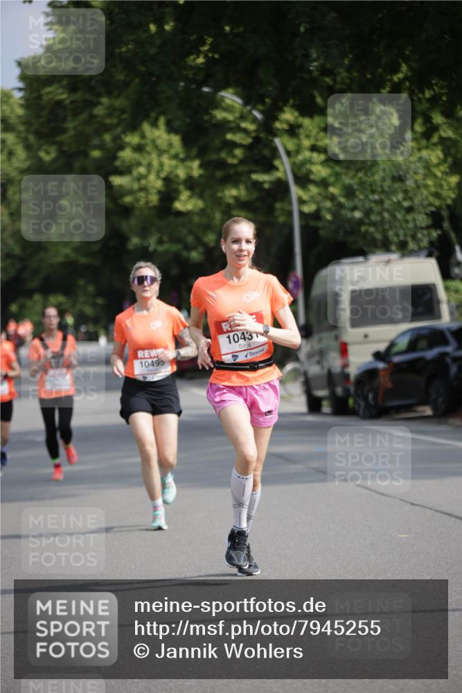 15.06.2025 - REWE Women's Run Jannik Wohlers http://msf.ph/oto/7945255 15.06.2025 08:48:07 Laufen 10495, 1043 meine-sportfotos.de