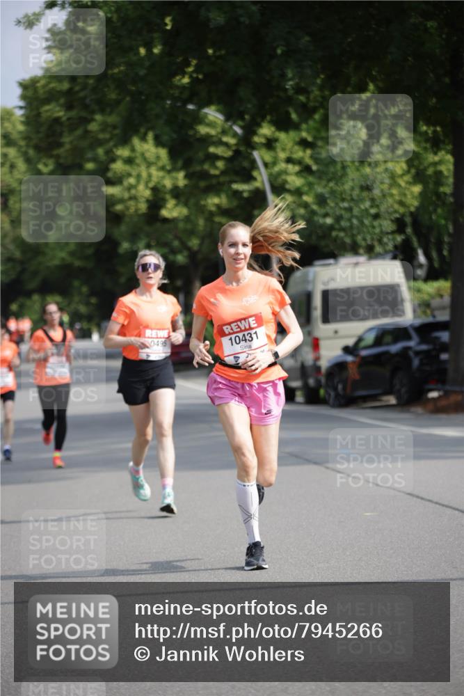 15.06.2025 - REWE Women's Run Jannik Wohlers http://msf.ph/oto/7945266 15.06.2025 08:48:07 Laufen 10431 meine-sportfotos.de
