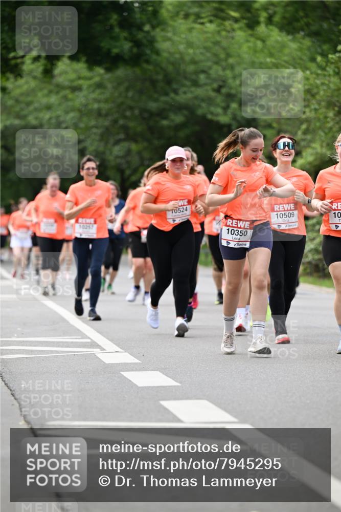 15.06.2025 - REWE Women's Run Dr. Thomas Lammeyer http://msf.ph/oto/7945295 15.06.2025 09:22:47 Laufen 10257, 524, 10509, 10350, 10, 4 meine-sportfotos.de