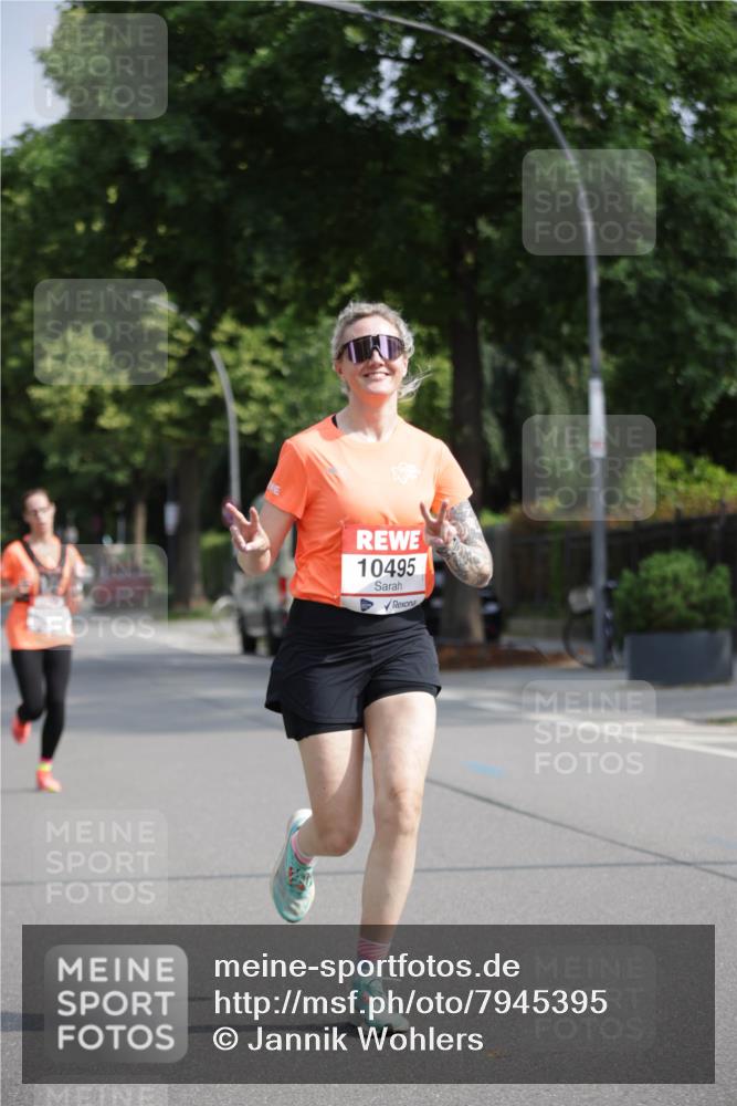 15.06.2025 - REWE Women's Run Jannik Wohlers http://msf.ph/oto/7945395 15.06.2025 08:48:10 Laufen 10495 meine-sportfotos.de