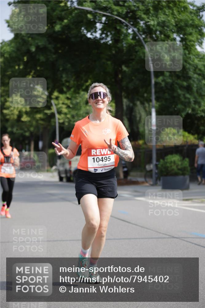 15.06.2025 - REWE Women's Run Jannik Wohlers http://msf.ph/oto/7945402 15.06.2025 08:48:10 Laufen 10495 meine-sportfotos.de