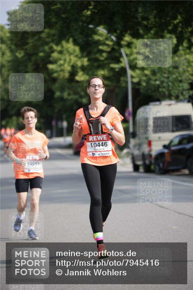 15.06.2025 - REWE Women's Run Jannik Wohlers http://msf.ph/oto/7945416 15.06.2025 08:48:11 Laufen 10549, 10446 meine-sportfotos.de