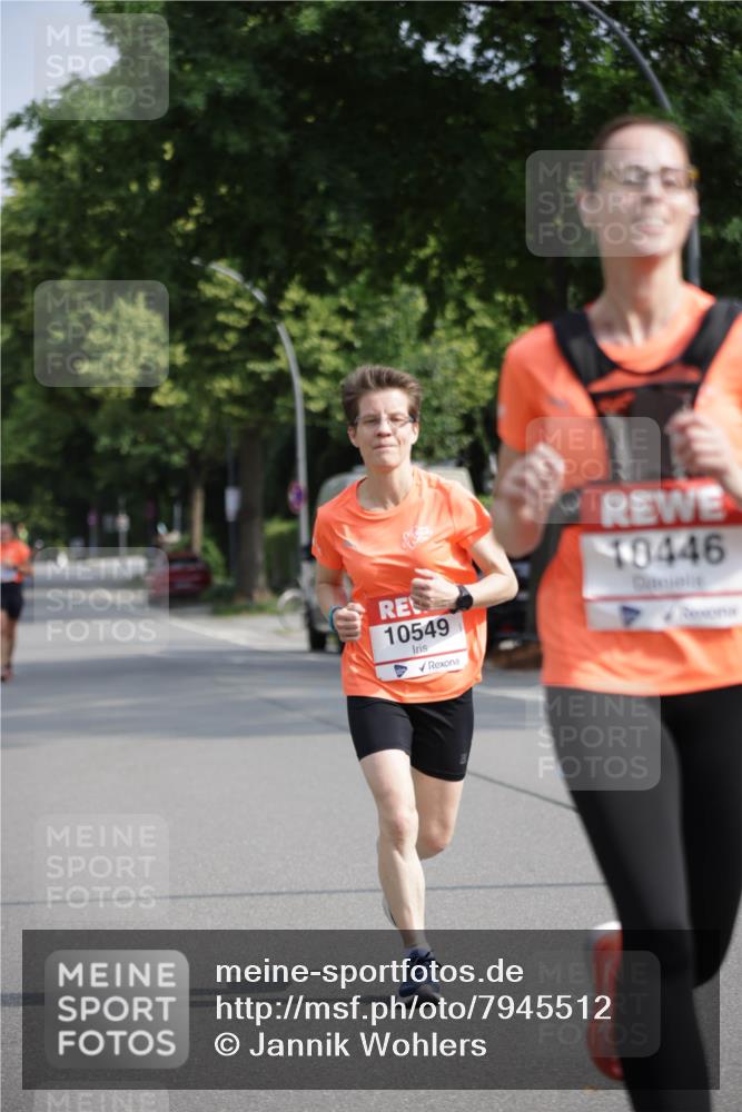 15.06.2025 - REWE Women's Run Jannik Wohlers http://msf.ph/oto/7945512 15.06.2025 08:48:13 Laufen 10549, 10446 meine-sportfotos.de