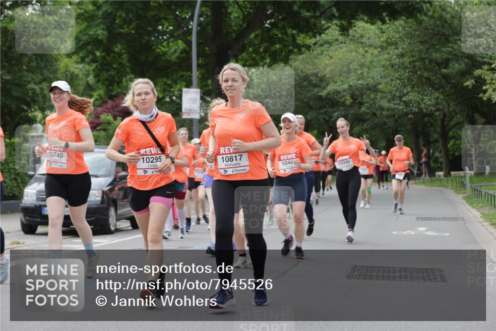 15.06.2025 - REWE Women's Run Jannik Wohlers http://msf.ph/oto/7945526 15.06.2025 08:29:47 Laufen 10740, 10295, 10817, 1046, 10348 meine-sportfotos.de
