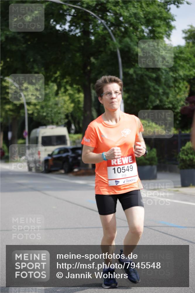 15.06.2025 - REWE Women's Run Jannik Wohlers http://msf.ph/oto/7945548 15.06.2025 08:48:14 Laufen 10549 meine-sportfotos.de