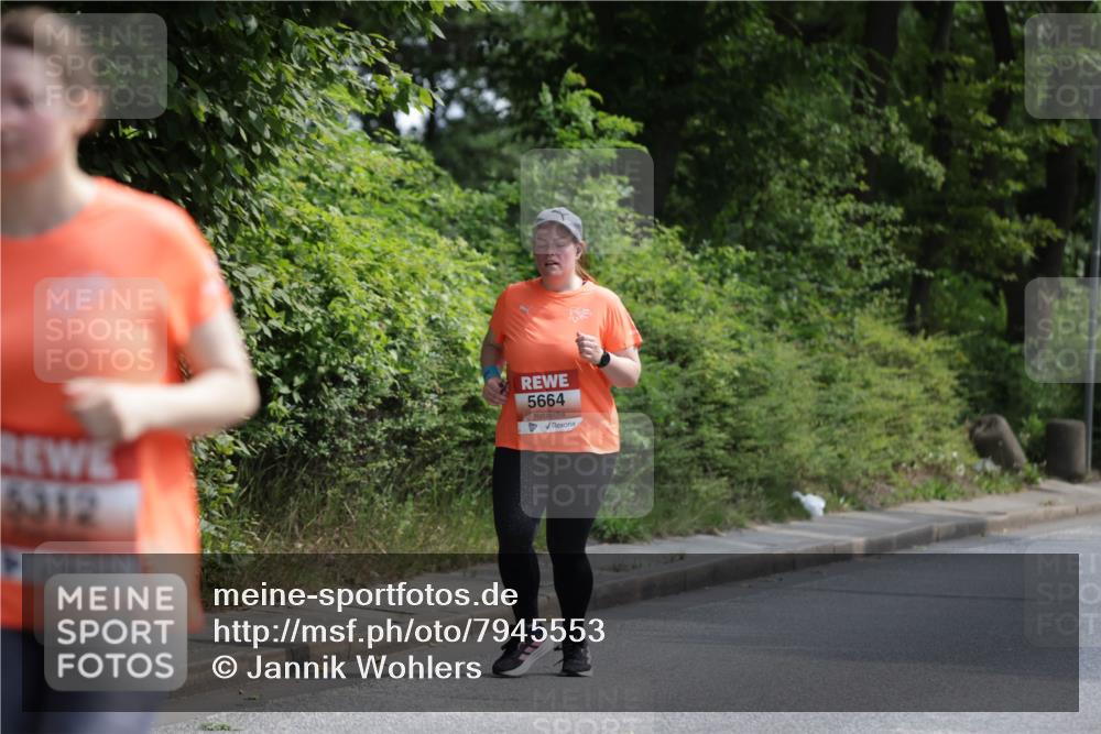 15.06.2025 - REWE Women's Run Jannik Wohlers http://msf.ph/oto/7945553 15.06.2025 10:18:41 Laufen 6312, 5664 meine-sportfotos.de