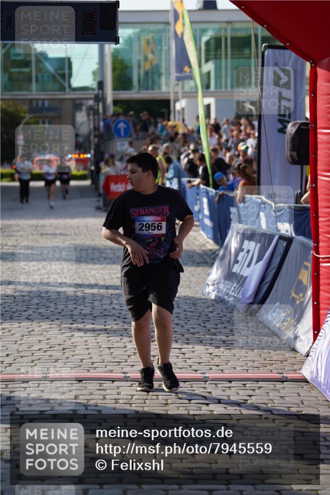 13.06.2025 - Holstenköstenlauf Felixshl http://msf.ph/oto/7945559 13.06.2025 18:11:41 Laufen 2956 meine-sportfotos.de