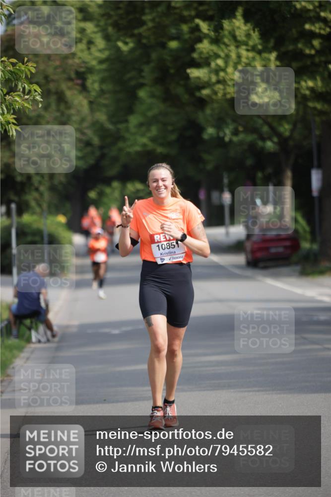 15.06.2025 - REWE Women's Run Jannik Wohlers http://msf.ph/oto/7945582 15.06.2025 08:48:19 Laufen 1085 meine-sportfotos.de