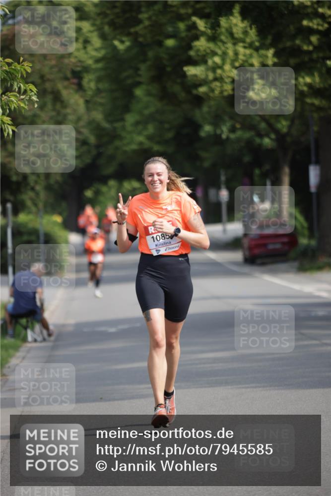 15.06.2025 - REWE Women's Run Jannik Wohlers http://msf.ph/oto/7945585 15.06.2025 08:48:19 Laufen  meine-sportfotos.de