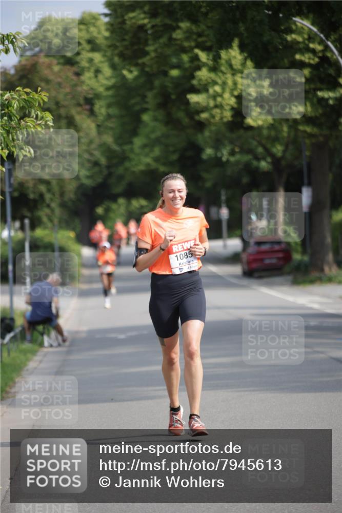 15.06.2025 - REWE Women's Run Jannik Wohlers http://msf.ph/oto/7945613 15.06.2025 08:48:20 Laufen 1085 meine-sportfotos.de