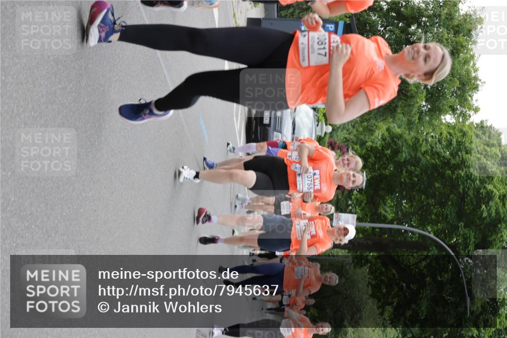 15.06.2025 - REWE Women's Run Jannik Wohlers http://msf.ph/oto/7945637 15.06.2025 08:29:49 Laufen 10817, 1043, 0755, 10109, 10348 meine-sportfotos.de