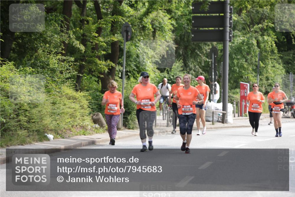 15.06.2025 - REWE Women's Run Jannik Wohlers http://msf.ph/oto/7945683 15.06.2025 10:18:49 Laufen 5289, 5487, 5610, 0402, 5118, 5533 meine-sportfotos.de