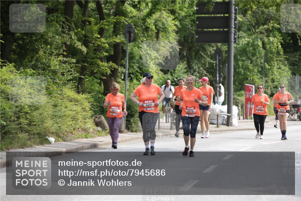 15.06.2025 - REWE Women's Run Jannik Wohlers http://msf.ph/oto/7945686 15.06.2025 10:18:49 Laufen 5289, 5533, 5118, 5487, 5610, 0402 meine-sportfotos.de