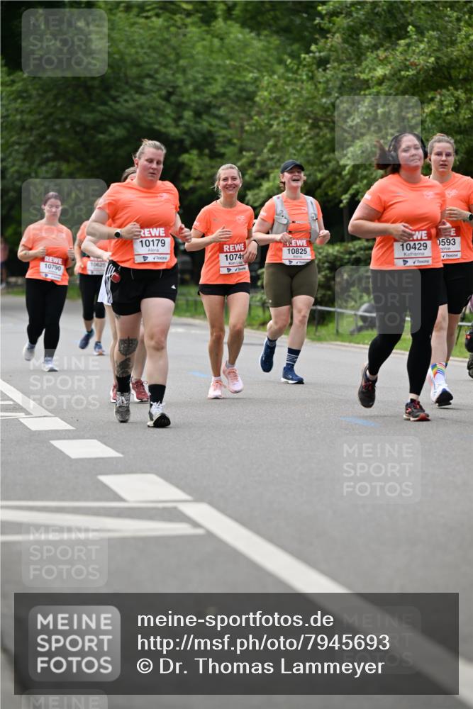 15.06.2025 - REWE Women's Run Dr. Thomas Lammeyer http://msf.ph/oto/7945693 15.06.2025 09:22:57 Laufen 10790, 10179, 1074, 10825, 10429, 0593 meine-sportfotos.de