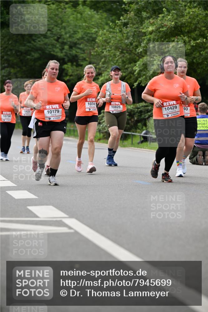 15.06.2025 - REWE Women's Run Dr. Thomas Lammeyer http://msf.ph/oto/7945699 15.06.2025 09:22:57 Laufen 10790, 10179, 10741, 10825, 10429 meine-sportfotos.de