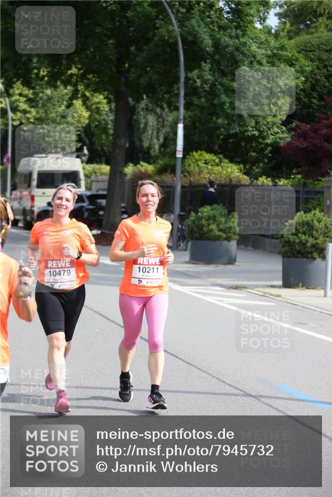 15.06.2025 - REWE Women's Run Jannik Wohlers http://msf.ph/oto/7945732 15.06.2025 09:44:36 Laufen 10211 meine-sportfotos.de